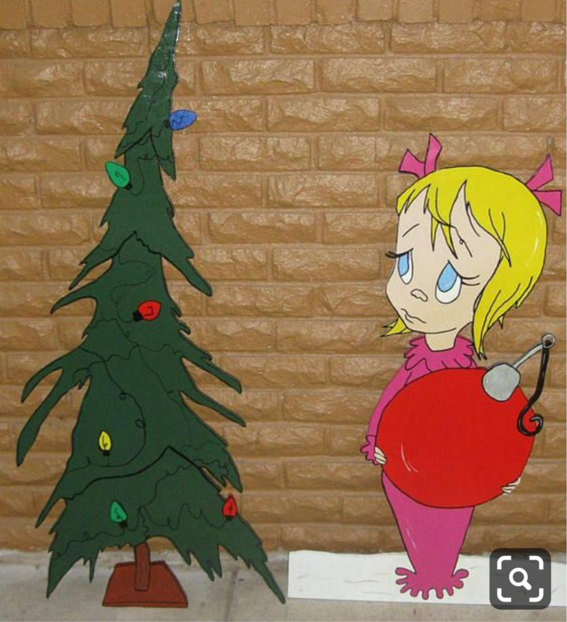 Cindy Lou who Christmas display