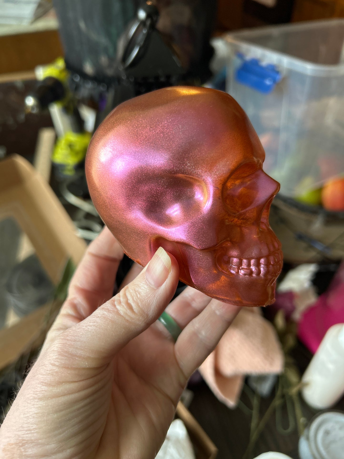 Resin skull metallic fuchsia