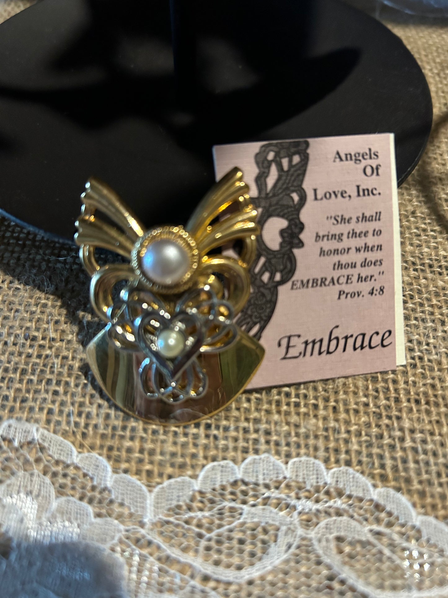 Vintage ANGEL PIN Pearl Heart Signed JANE 1997 Gold Tone Brooch 2"