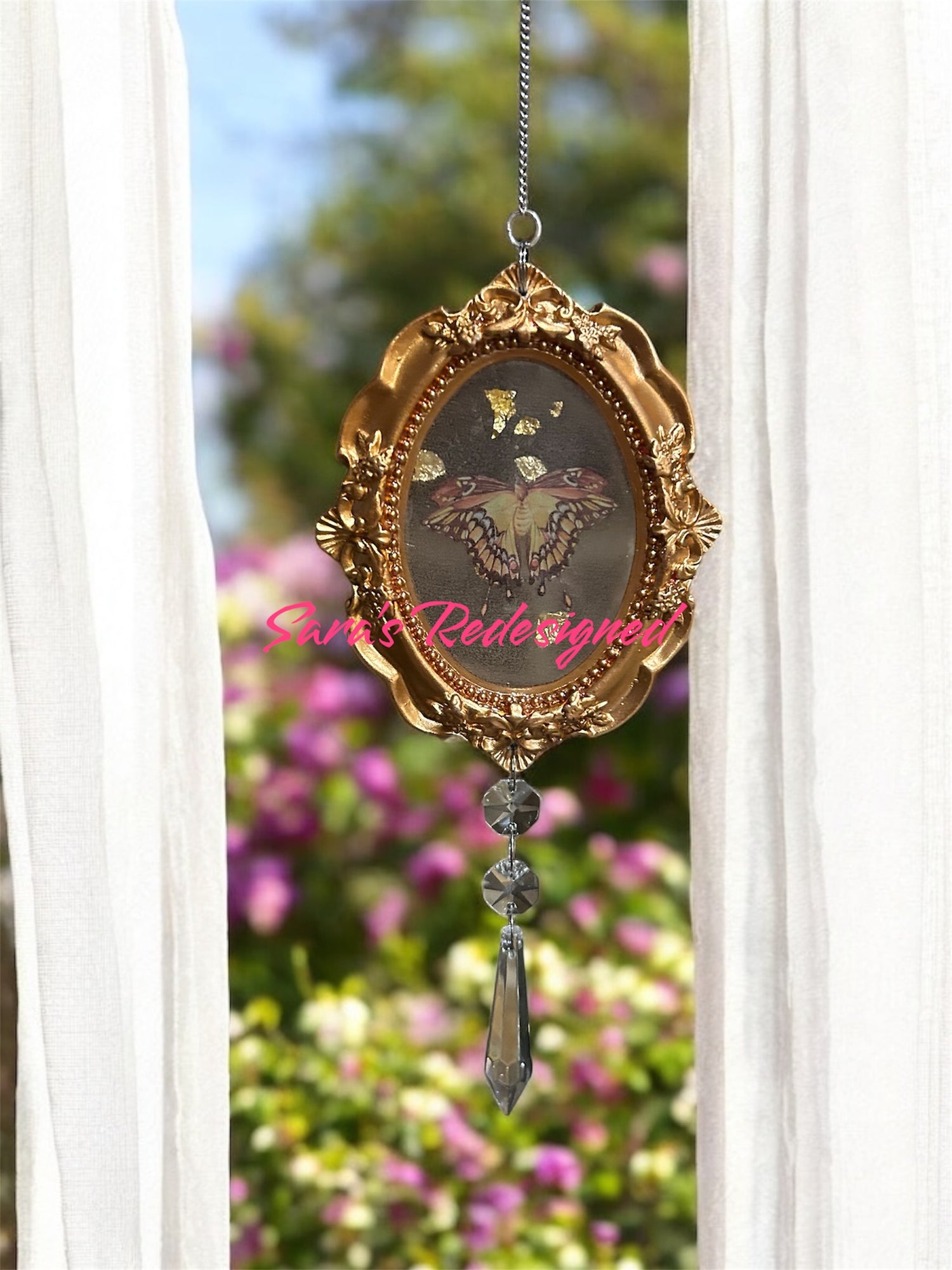 Sun catchers and wind chimes