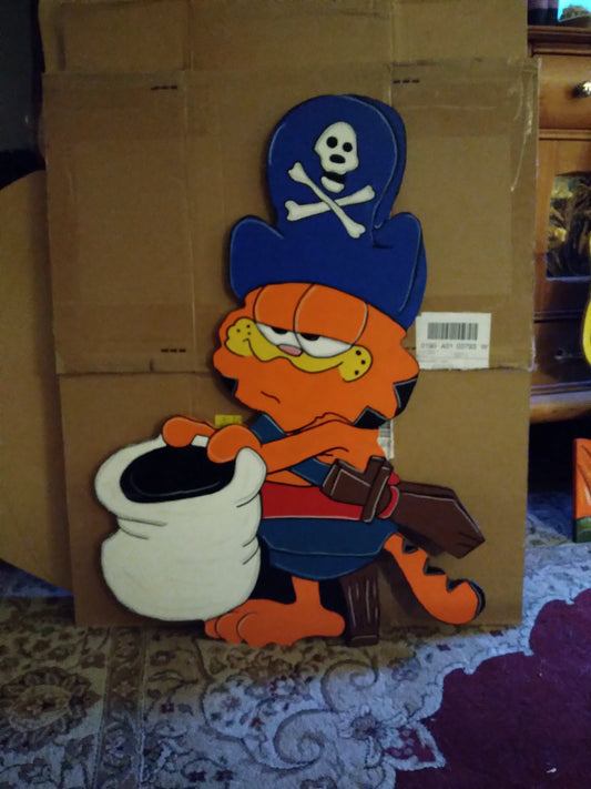 Garfield Halloween pirate