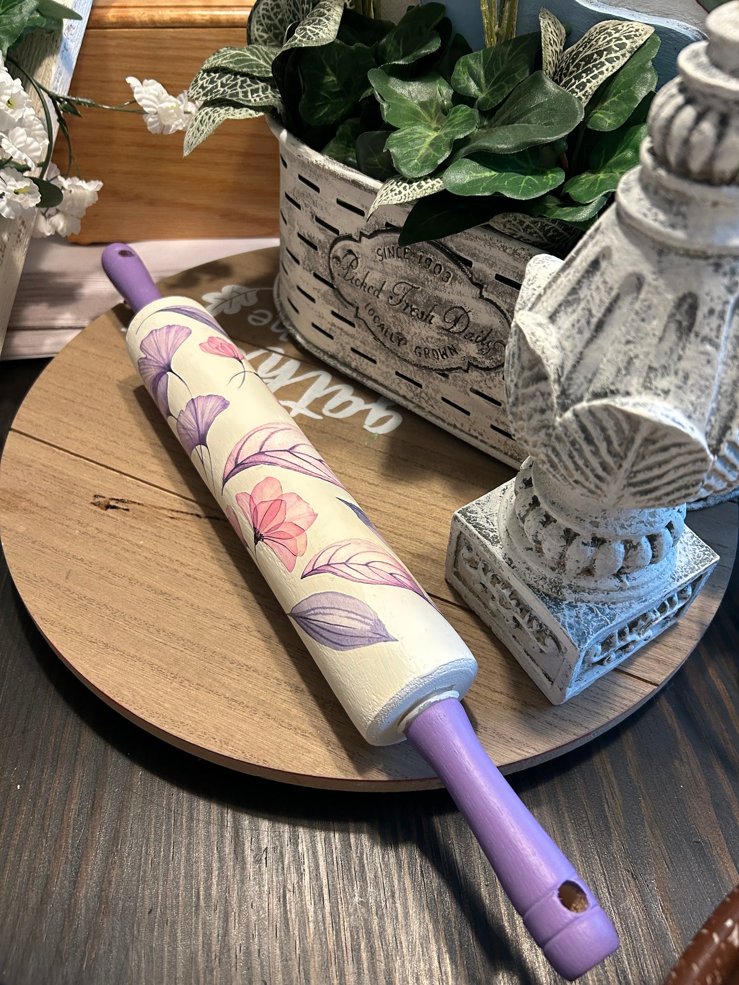 Rolling pin floral design kitchen decor