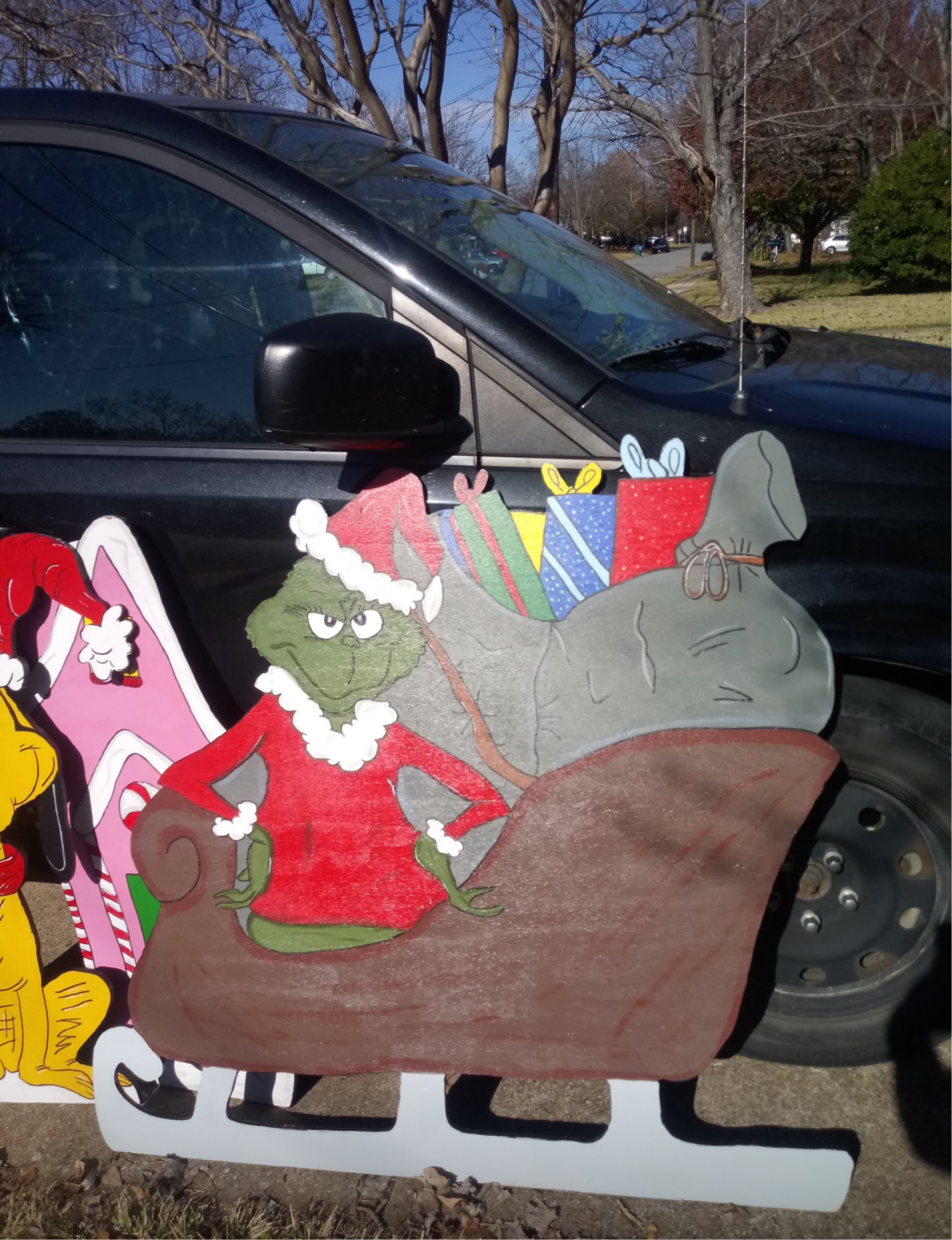 Grinch standing in sleigh 48 in