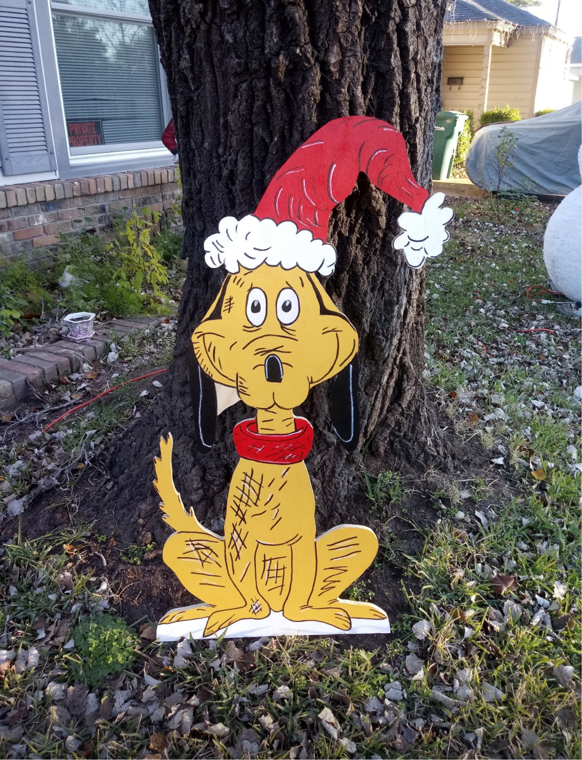Grinch Christmas theme set 7 pcs yard art
