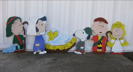 Peanuts nativity set 36in